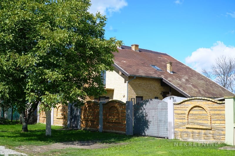 Kuća Prodaja Novi Sad Kuća Prodaja Novi Sad 290 m2