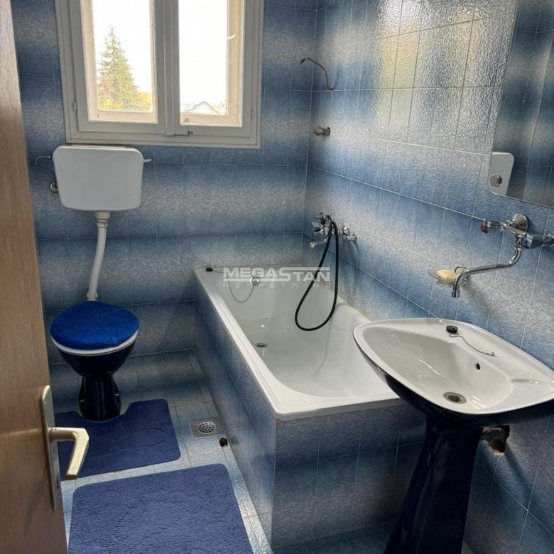 Kuća Prodaja Beograd Leštane 372 m2
