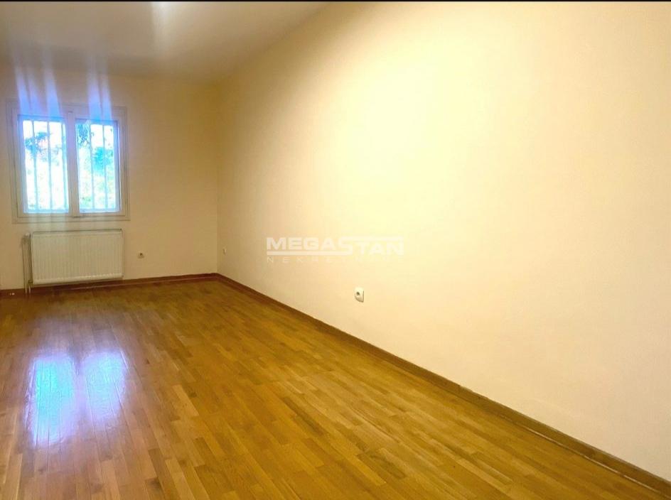 Kuća Prodaja Beograd Kuća Prodaja Beograd Bogoslovija 161 m2