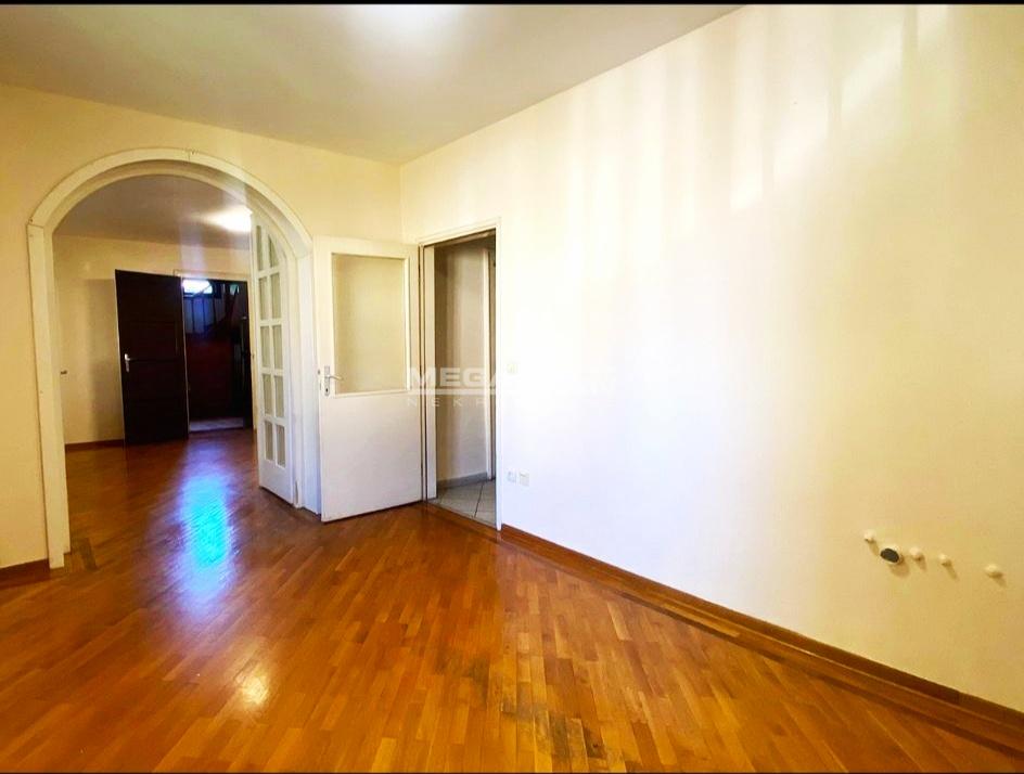 Kuća Prodaja Beograd Kuća Prodaja Beograd Bogoslovija 161 m2