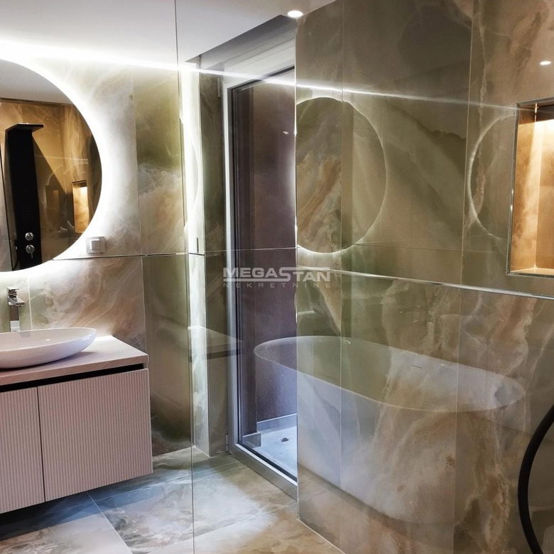 Stan Izdavanje Beograd Senjak 177 m2