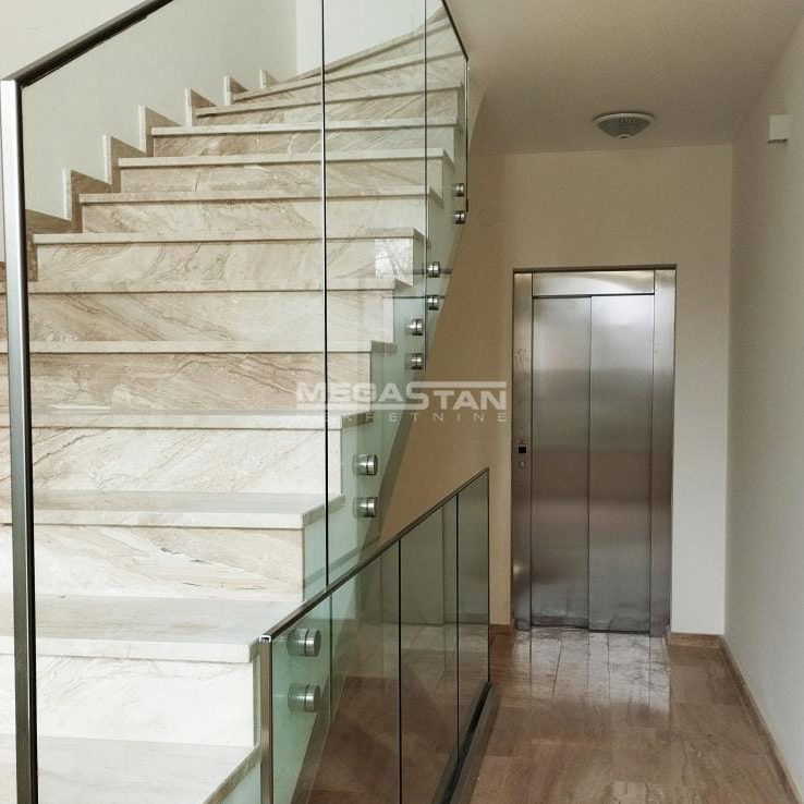 Stan Izdavanje Beograd Senjak 177 m2