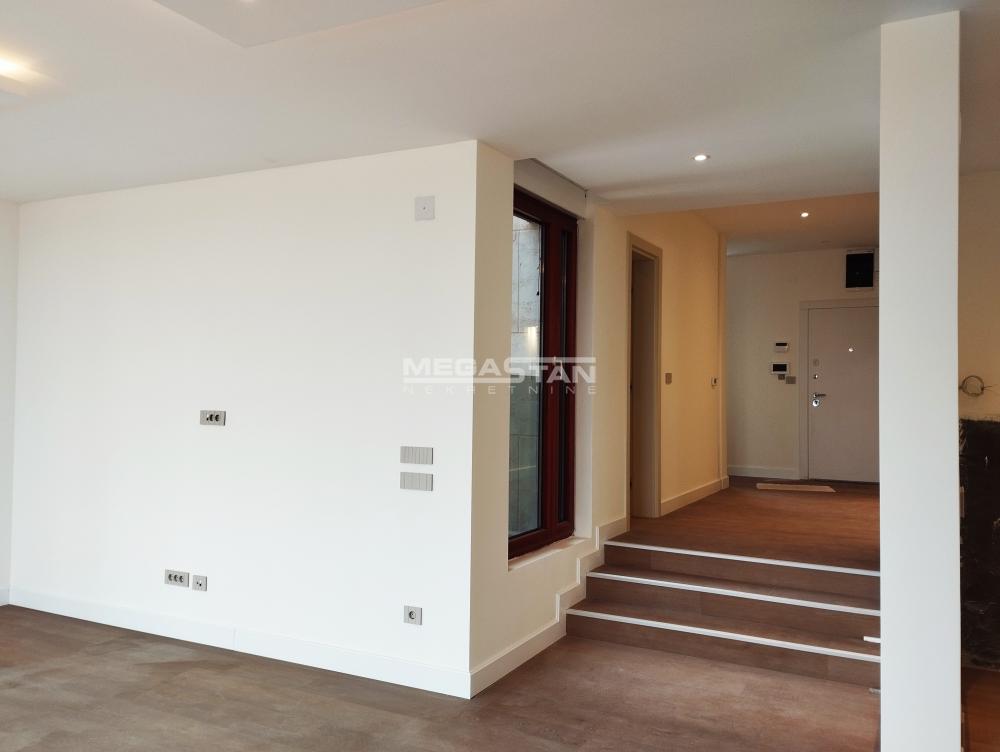Stan Izdavanje Beograd Stan Izdavanje Beograd Senjak 177 m2
