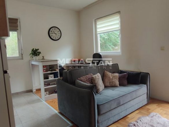 Stan Prodaja Beograd Karaburma 40 m2