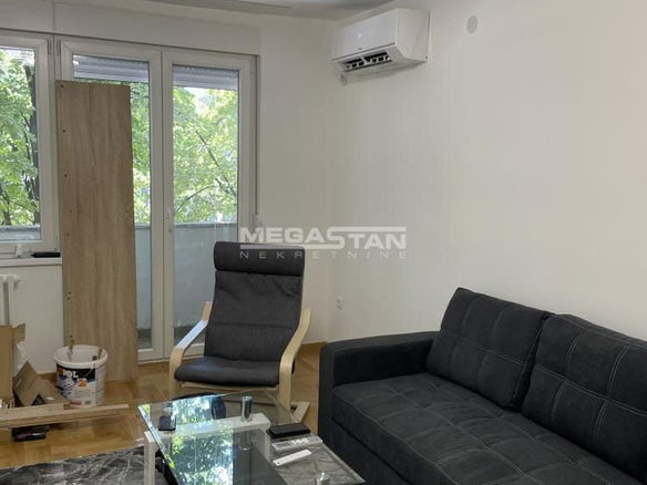 Stan Izdavanje Beograd Slavija 56 m2