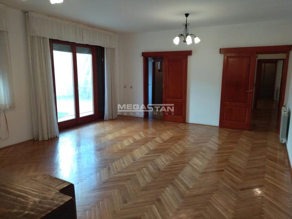 Kuća Prodaja Beograd Bulbulder 542 m2