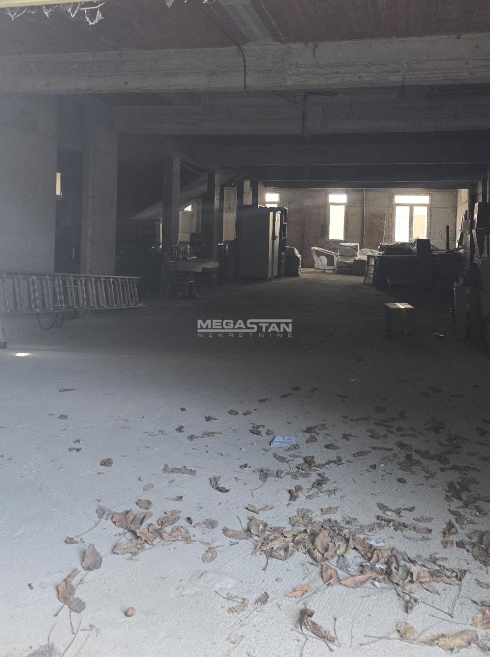Lokal Izdavanje Beograd Mirijevo 448 m2