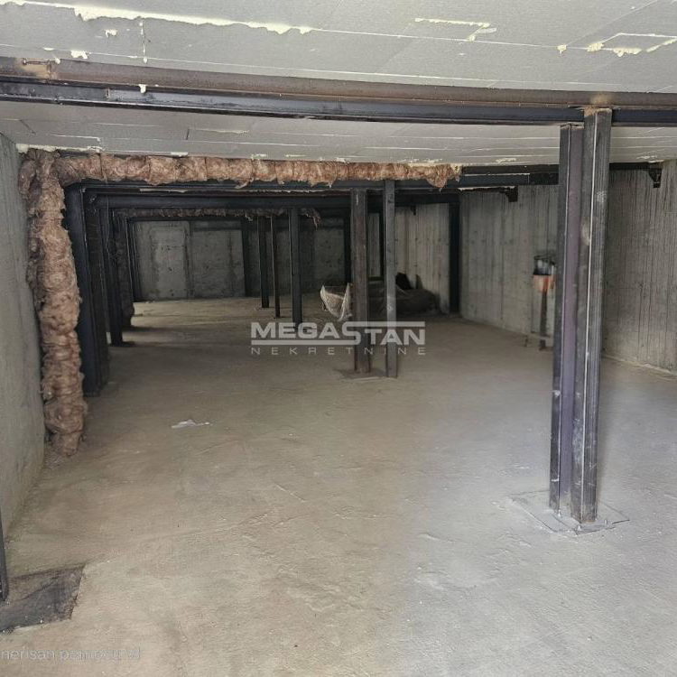 Lokal Prodaja Beograd Mirijevo 240 m2