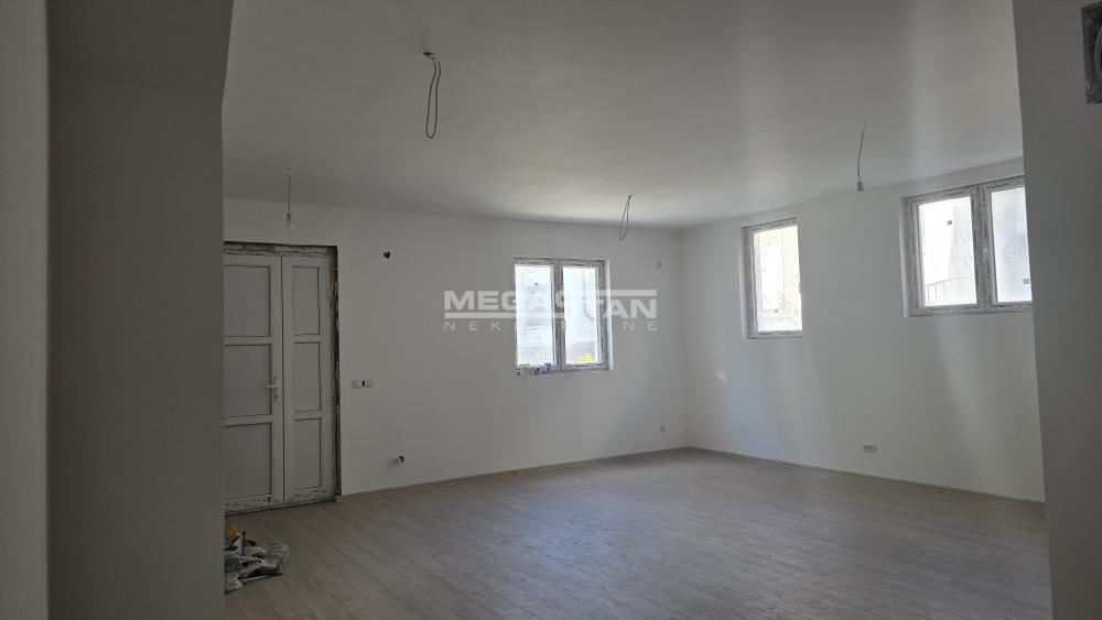 Lokal Izdavanje Beograd Mirijevo 240 m2