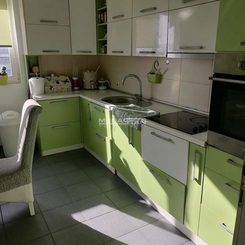 Stan Prodaja Beograd Karaburma 80 m2