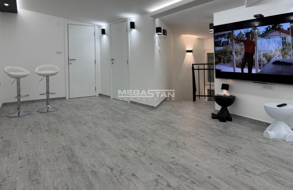 Stan Izdavanje Beograd Vukov Spomenik 105 m2
