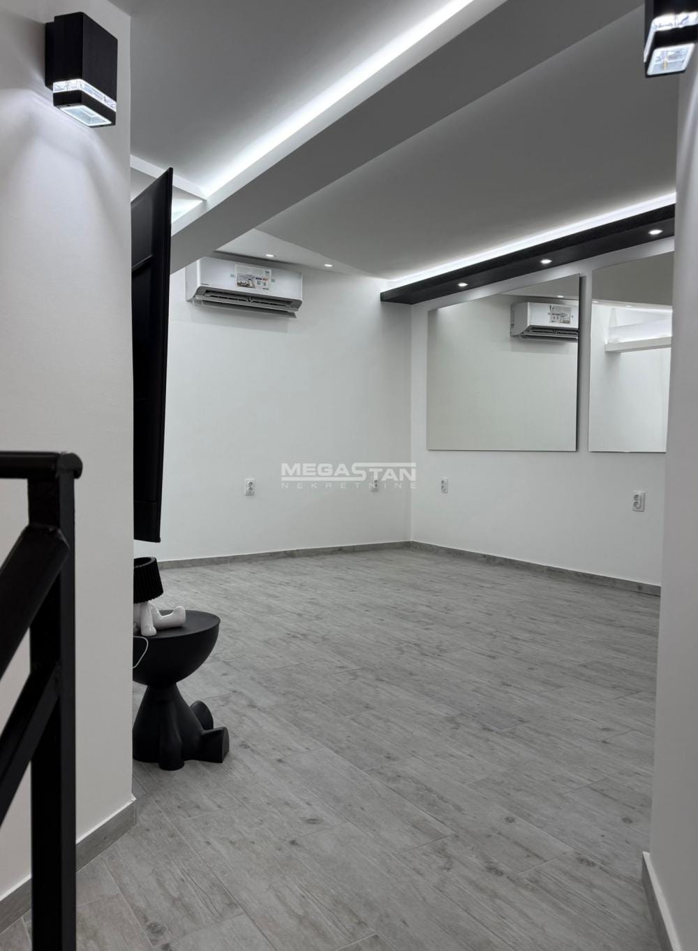 Stan Izdavanje Beograd Vukov Spomenik 105 m2