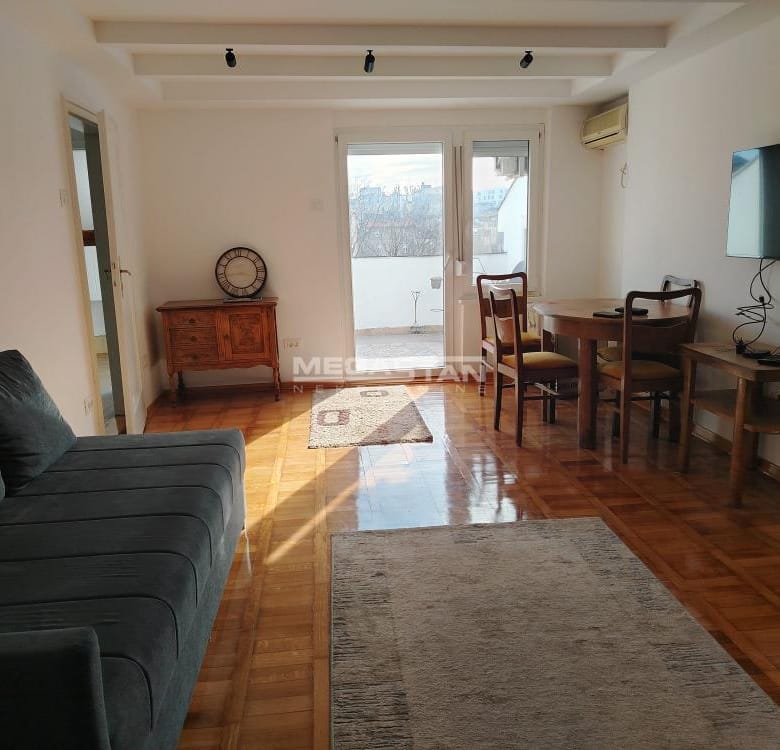 Četvorosoban stan na prodaju, Slavija, Beograd, 117m², 270.000 €