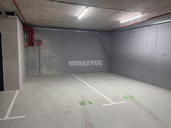 Garaža Prodaja Beograd Banovo Brdo 13 m2