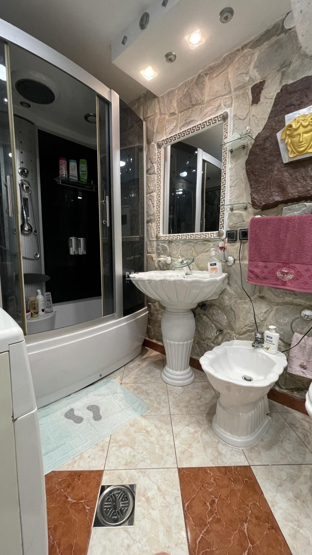Stan Prodaja Beograd Karaburma 57 m2