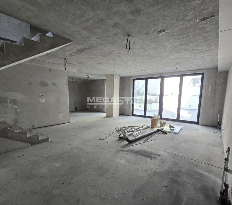 Lokal za izdavanje, Šumice, Beograd, 245m², 3.500 €/mes