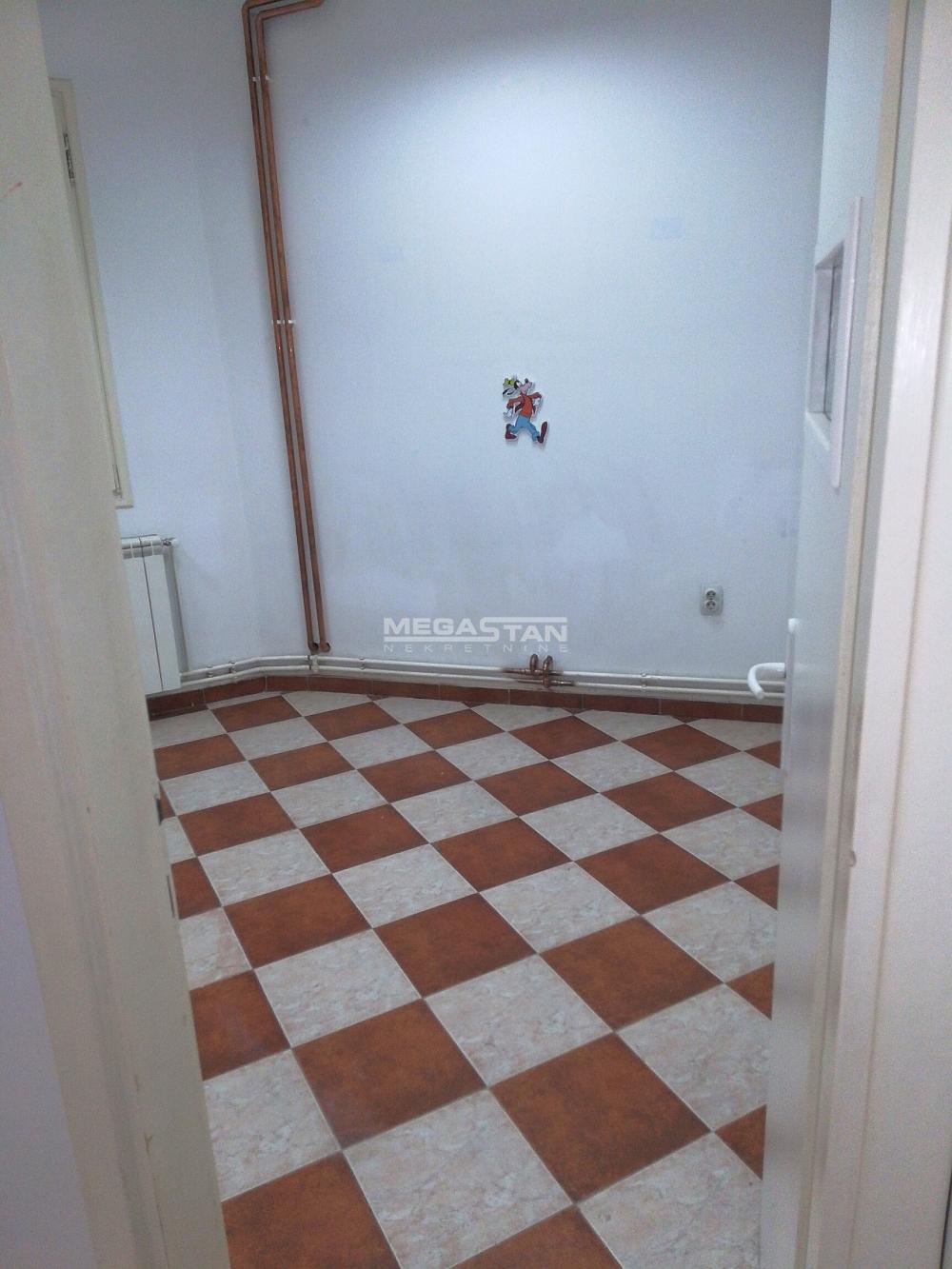 Lokal Izdavanje Beograd Centar (Zemun) 131 m2