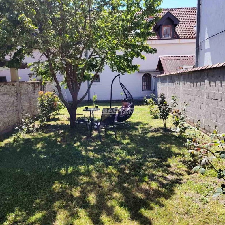 Kuća Prodaja Beograd Novi Grad 228 m2
