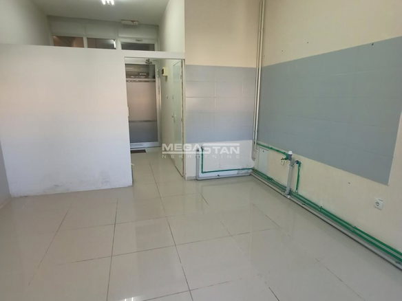 Lokal Prodaja Stara Pazova  28 m2