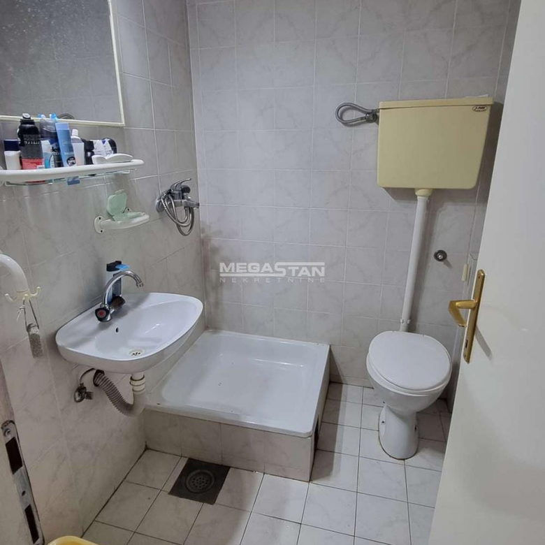 Stan Prodaja Beograd Banovo Brdo 38 m2