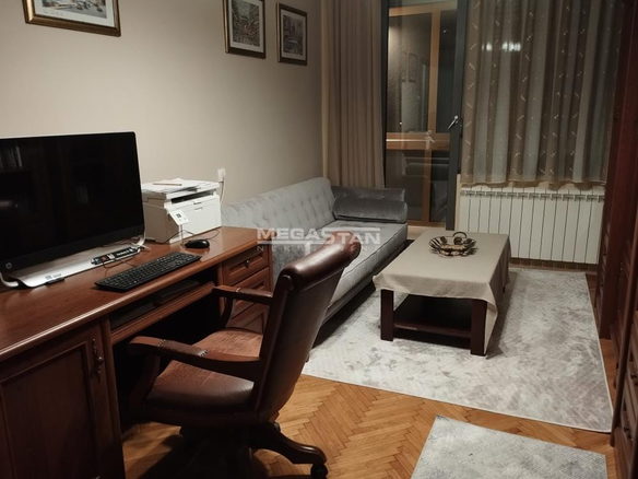 Stan Prodaja Beograd Gradska Bolnica 109 m2