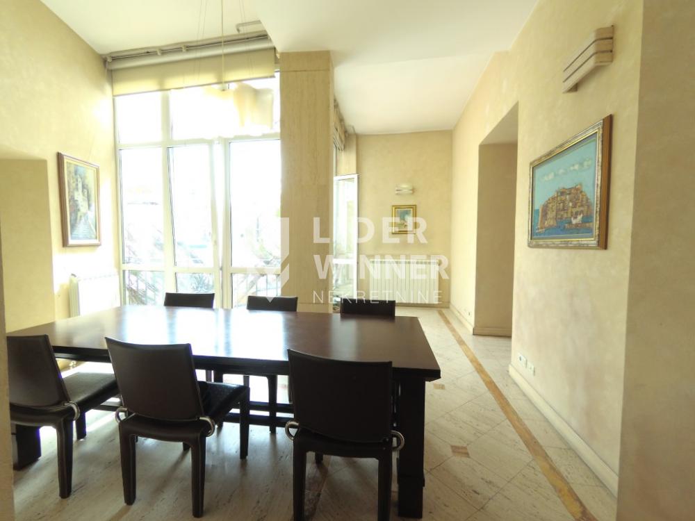 Stan Prodaja Beograd Hram Svetog Save 190 m2