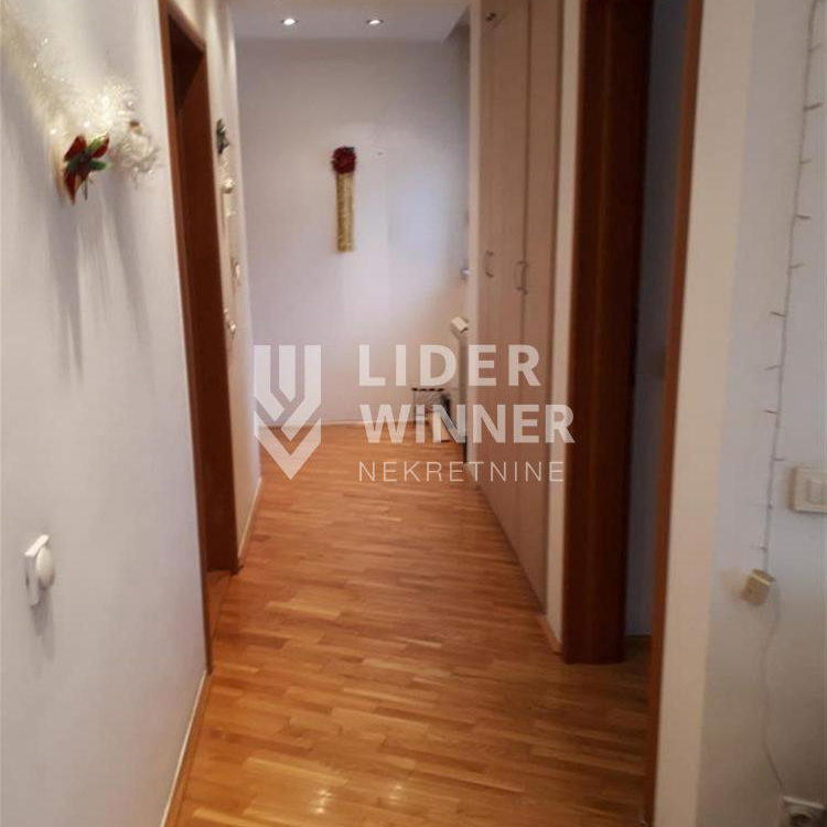Stan Prodaja Beograd Hram Svetog Save 80 m2