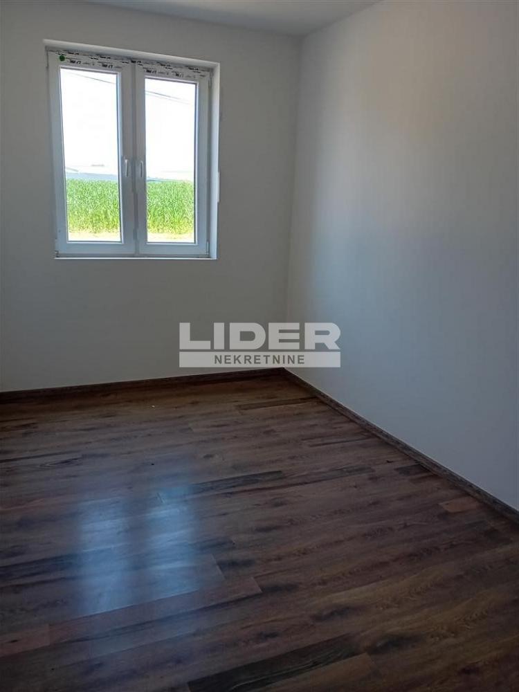Kuća Prodaja Inđija  115 m2