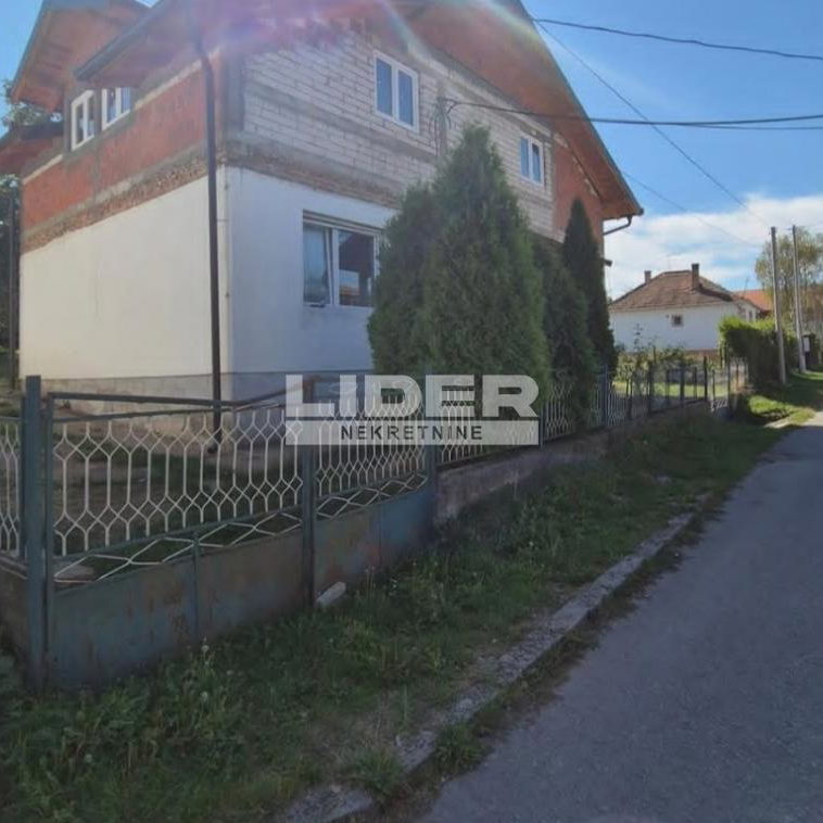 Kuća Prodaja Beograd  218 m2