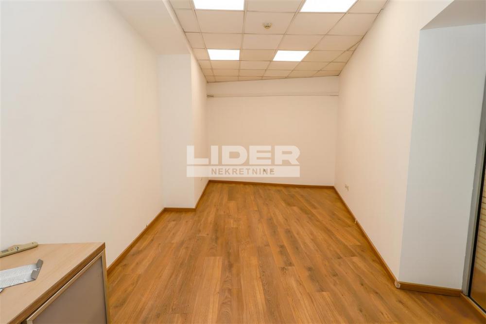 Lokal Izdavanje Beograd Terazije 251 m2