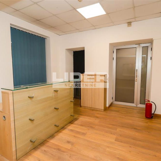 Lokal Izdavanje Beograd Terazije 251 m2