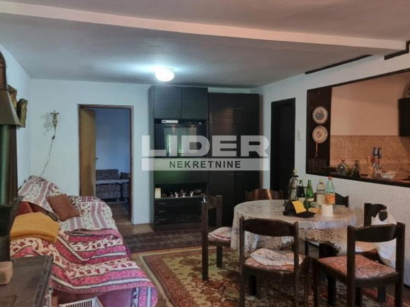 Kuća Prodaja Veliko Gradište  260 m2