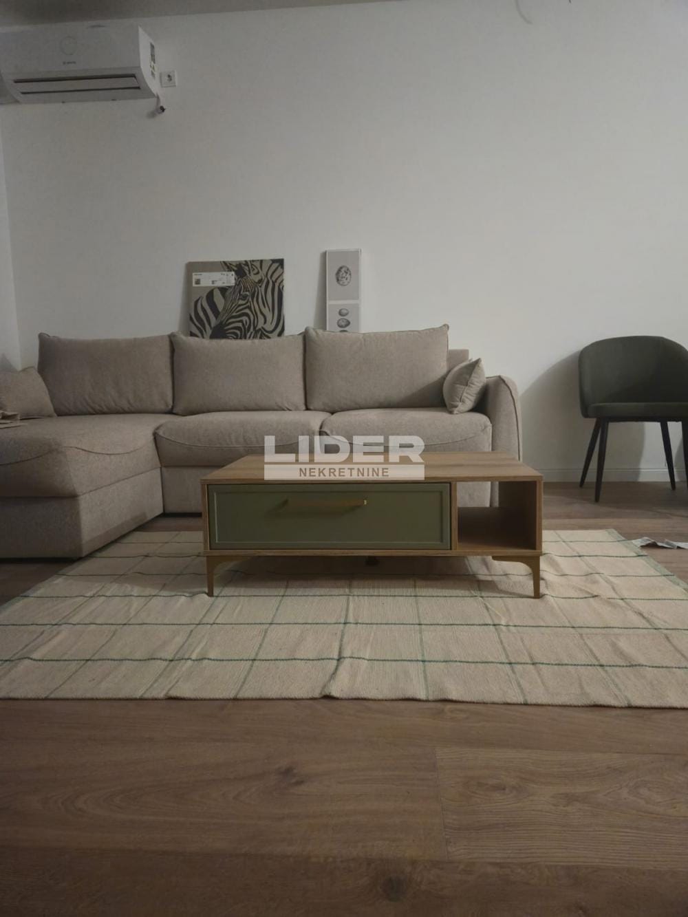 Stan Izdavanje Beograd Stan Izdavanje Beograd Južni Bulevar 40 m2