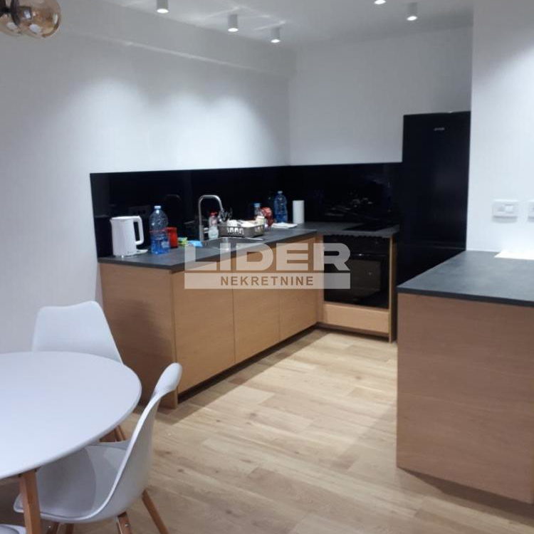 Stan Izdavanje Beograd Centar (Savski Venac) 55 m2