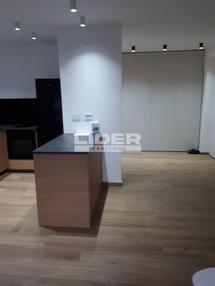 Stan Izdavanje Beograd Stan Izdavanje Beograd Centar (Savski Venac) 55 m2