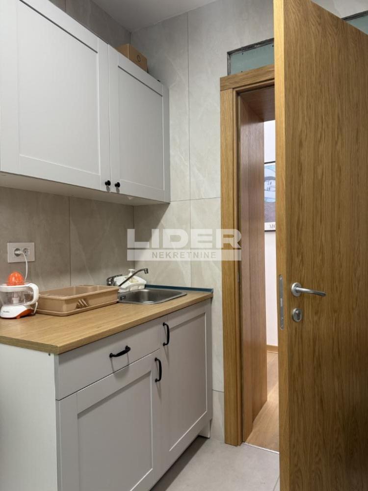 Lokal Izdavanje Beograd Lokal Izdavanje Beograd Centar (Savski Venac) 60 m2