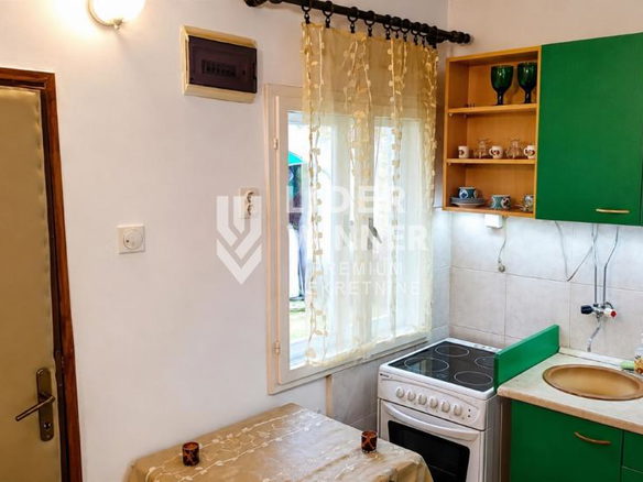 Stan Prodaja Beograd Crveni Krst 18 m2