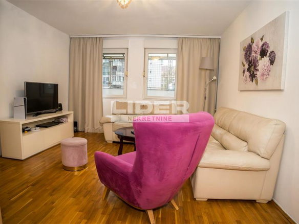 Stan Prodaja Beograd Banovo Brdo 69 m2