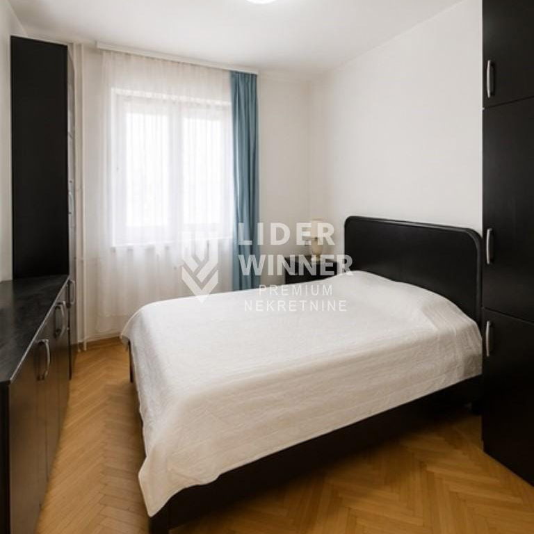 Stan Prodaja Beograd Krunski Venac 76 m2