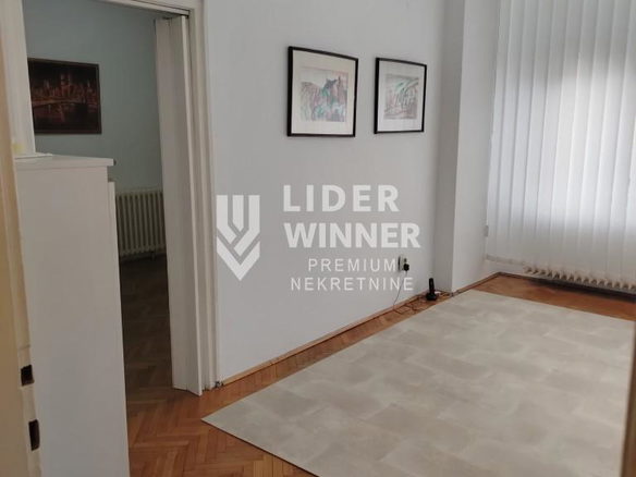 Stan Izdavanje Beograd Topličin Venac 47 m2