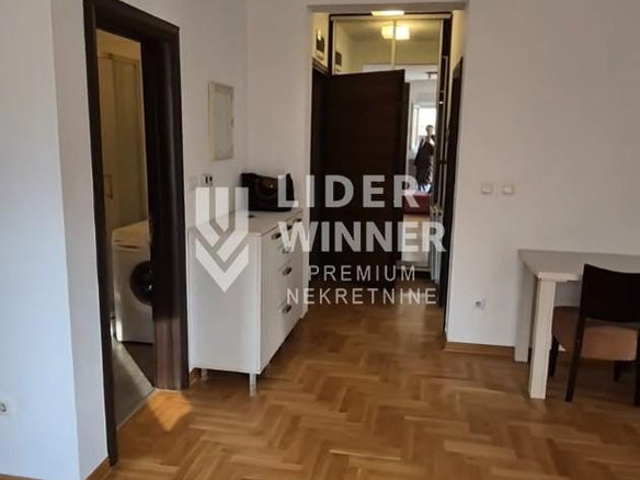 Stan Prodaja Beograd Olimp 60 m2