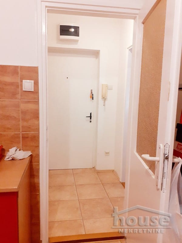 Stan Prodaja Novi Sad  47 m2