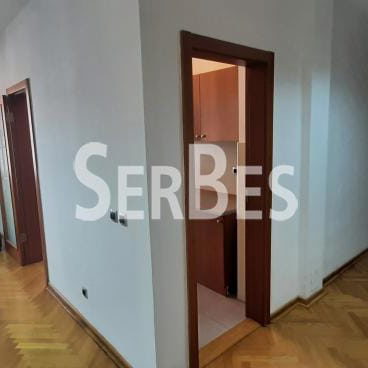 Lokal Izdavanje Novi Sad  117 m2