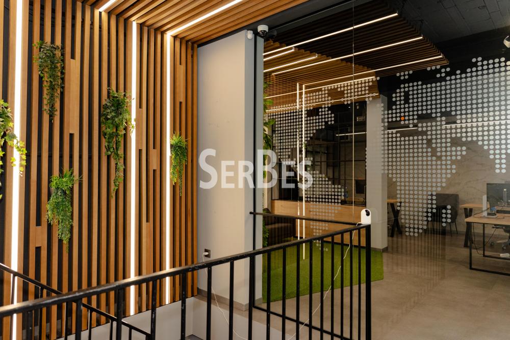 Lokal Prodaja Novi Sad  288 m2