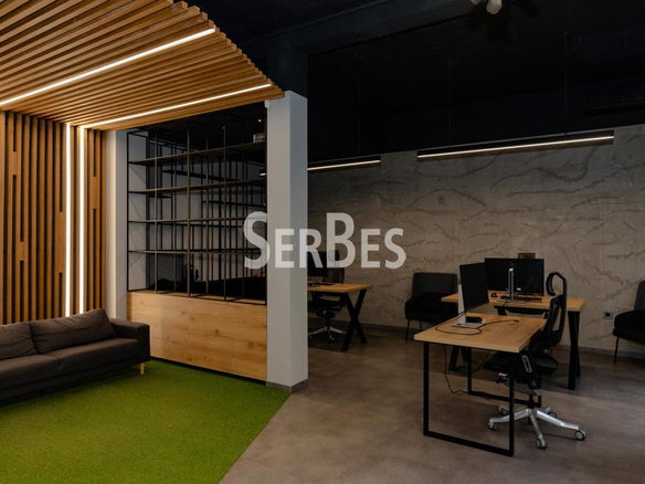 Lokal Prodaja Novi Sad  288 m2