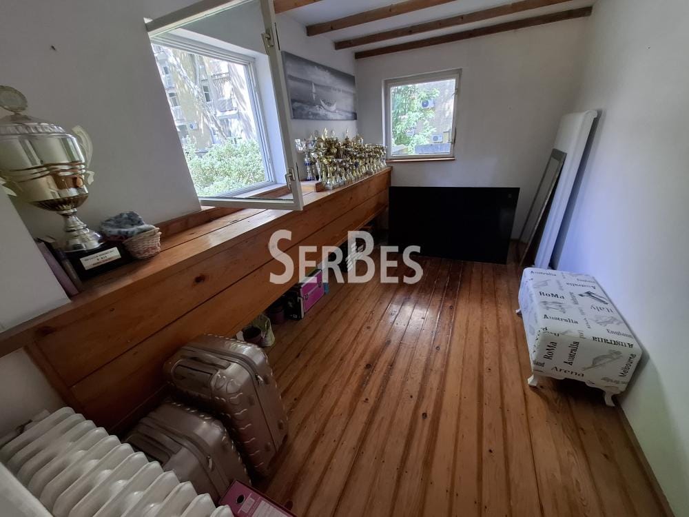 Stan Prodaja Novi Sad  90 m2