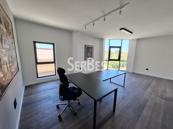 Lokal Prodaja Novi Sad  600 m2