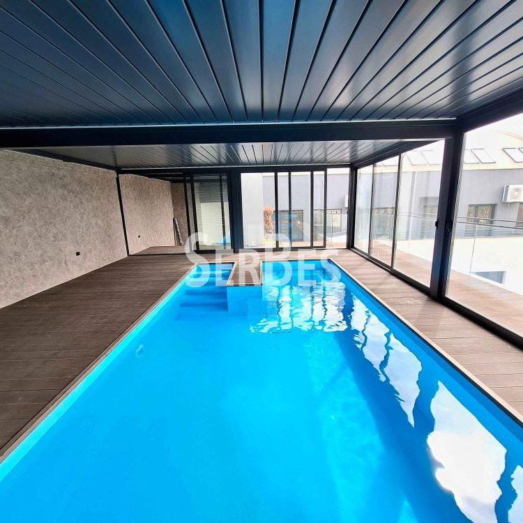 Stan Prodaja Novi Sad  240 m2
