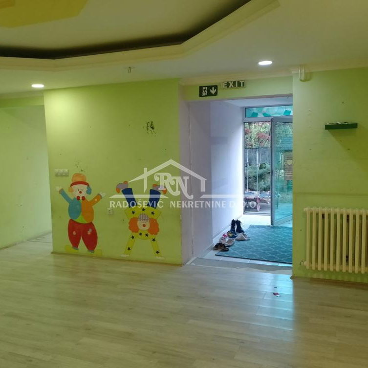 Lokal Izdavanje Beograd Vidikovac 170 m2