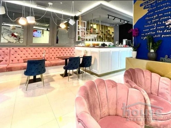 Lokal Prodaja Novi Sad  250 m2